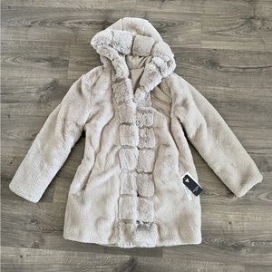 NWT Guess Faux Fur Reversable Beige Coat, Sz S